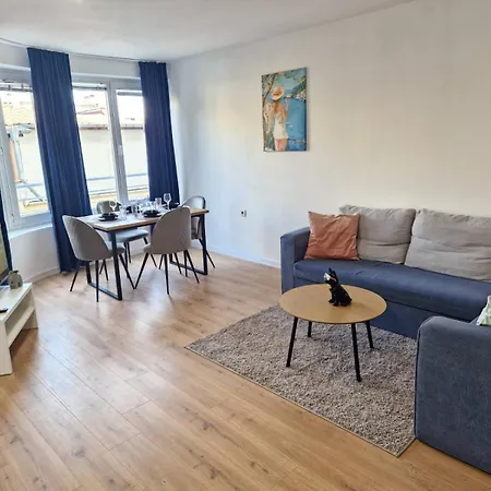Apartment Sea Apartment- Gurko